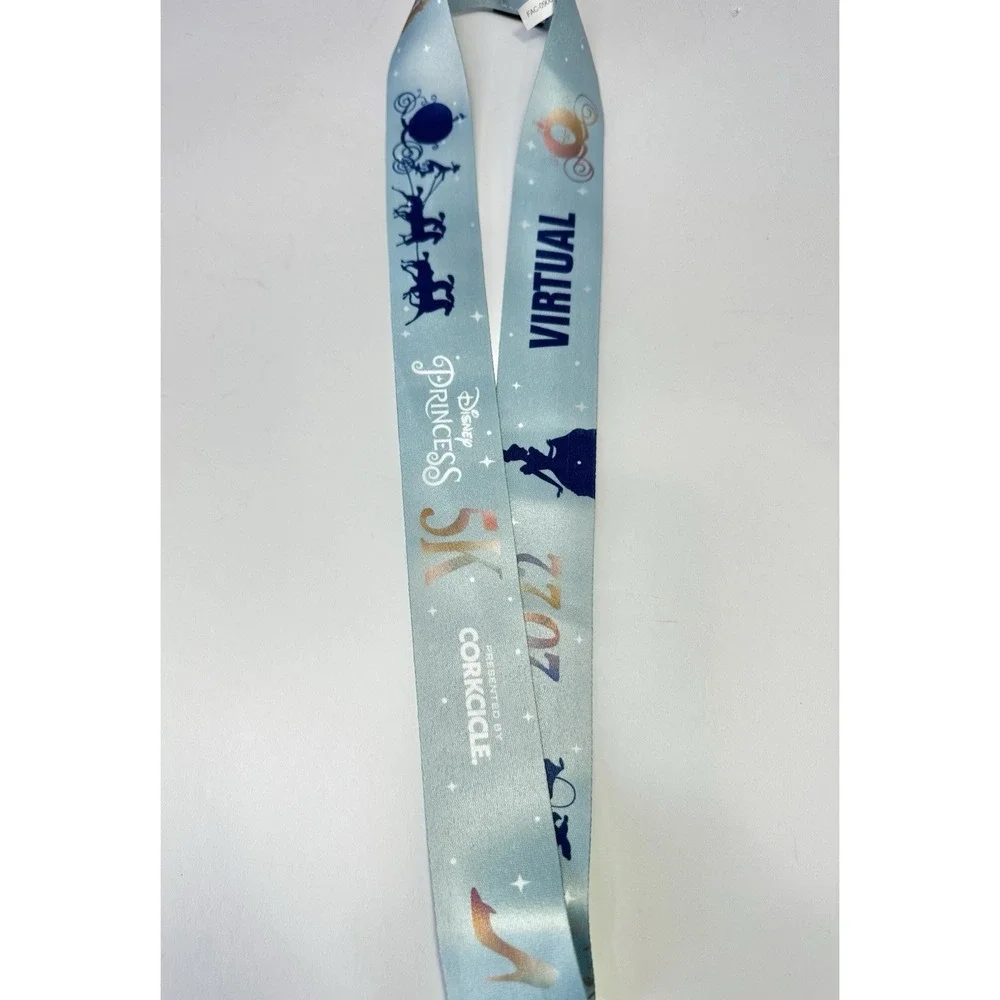 2022 runDinsey Walt Disney World Princess Weekend 5k Cinderella Medal